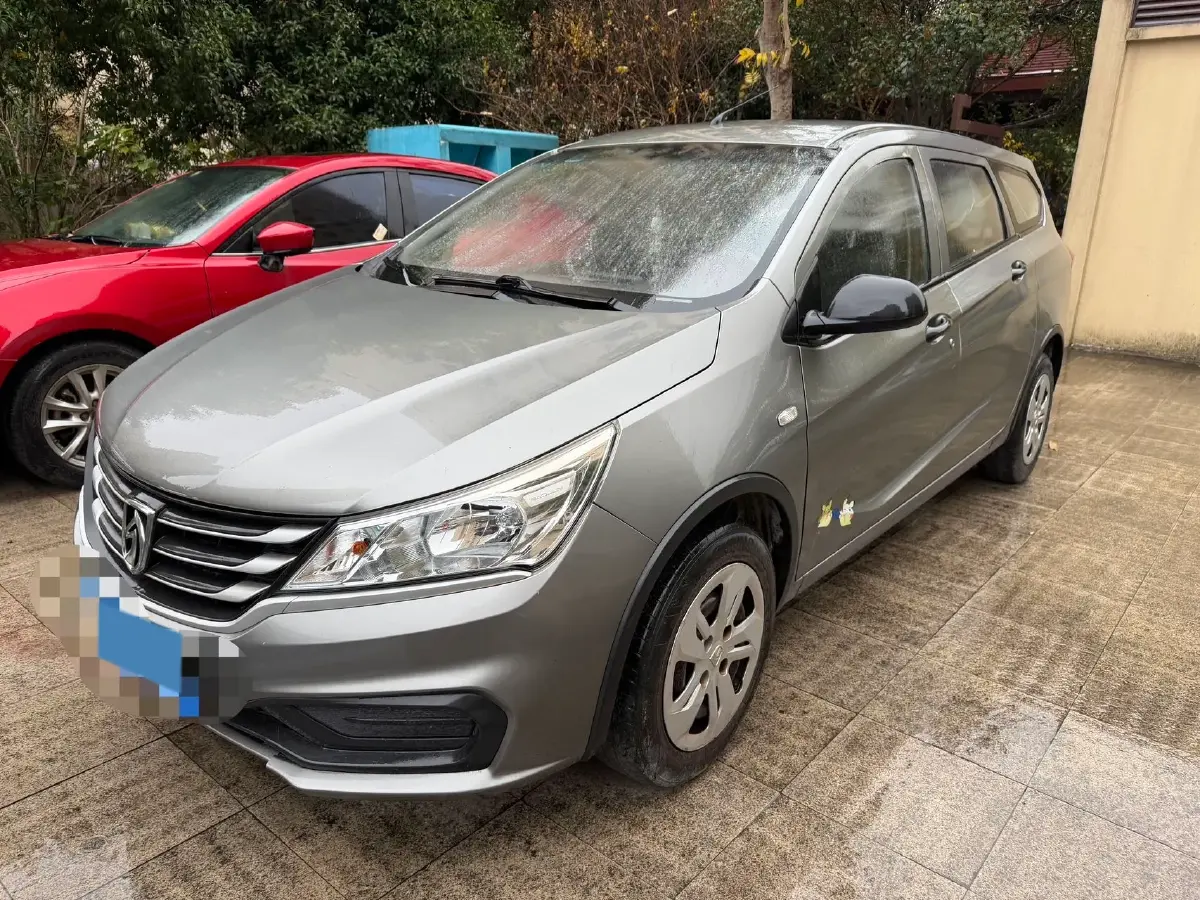2017 BaoJun 310W 1.2L 82HP L4 6MT