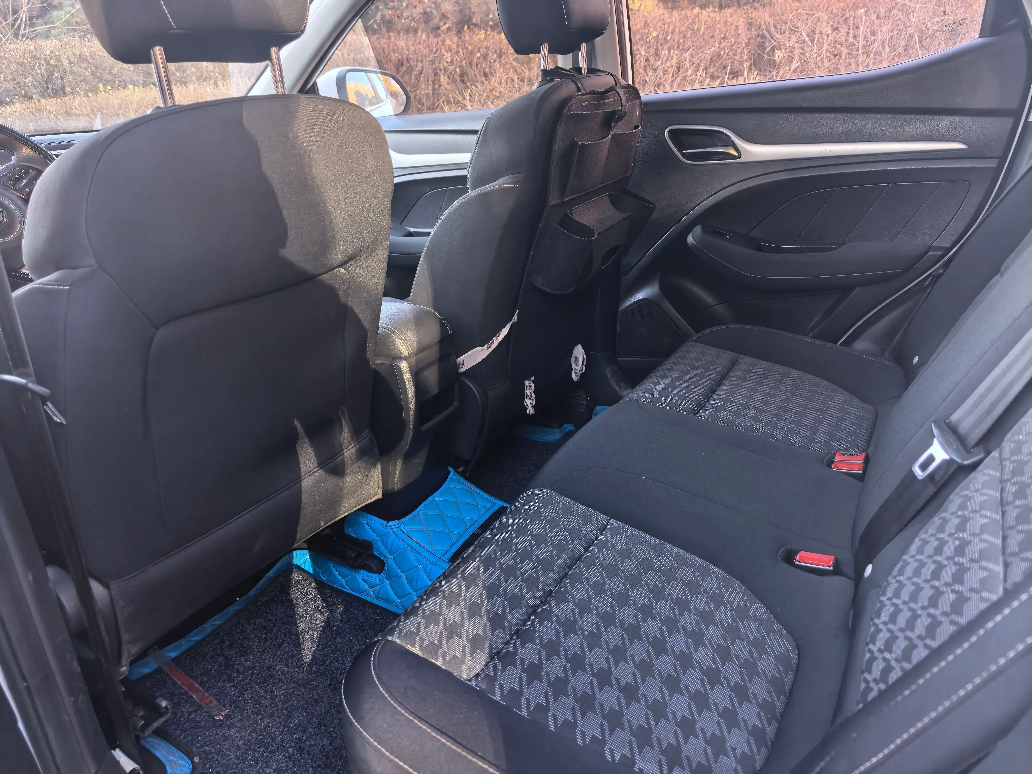 2019 MG ZS thumbnail 3