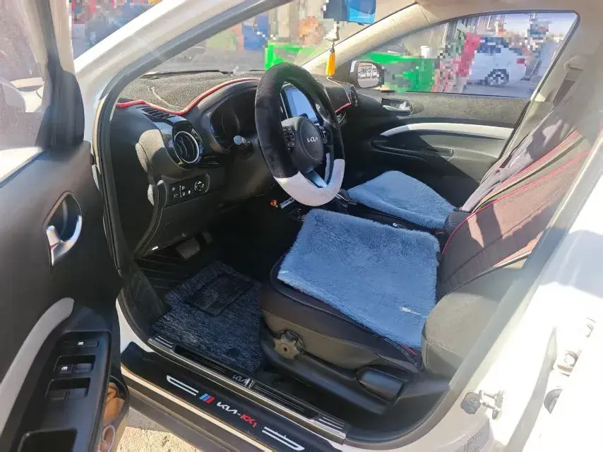 2021 KIA KX1 thumbnail 4