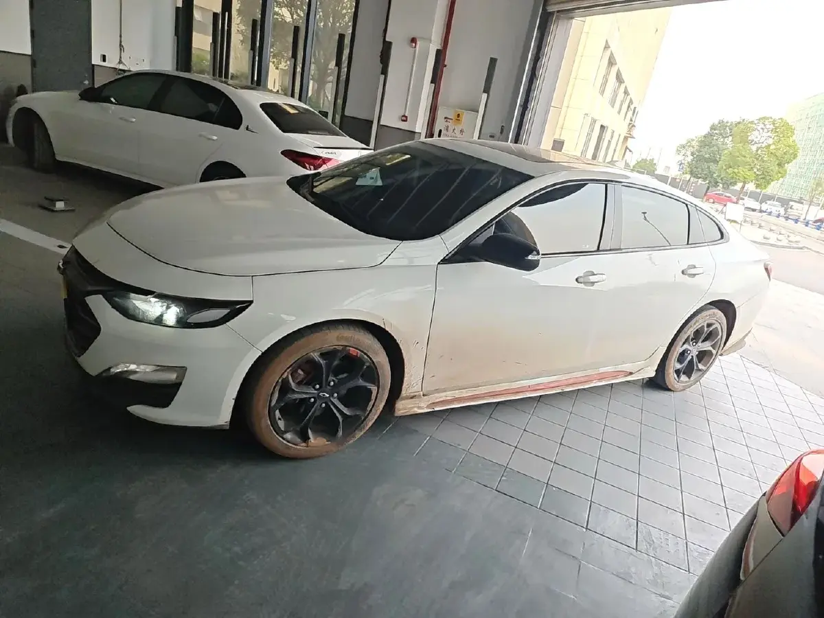 2019 Chevrolet Malibu XL 2.0T 241HP L4 9AT