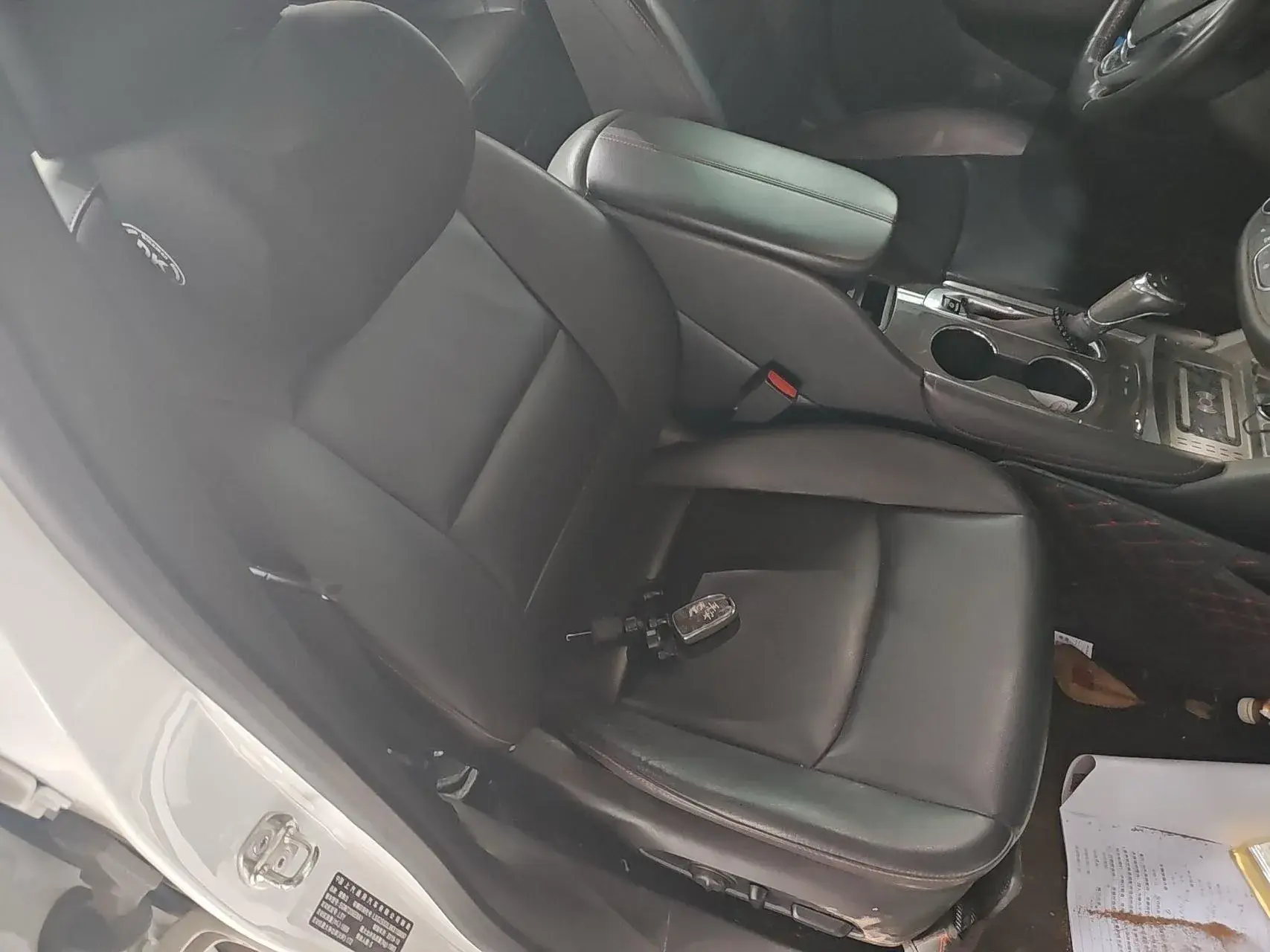 2019 CHEVROLET MALIBU thumbnail 4