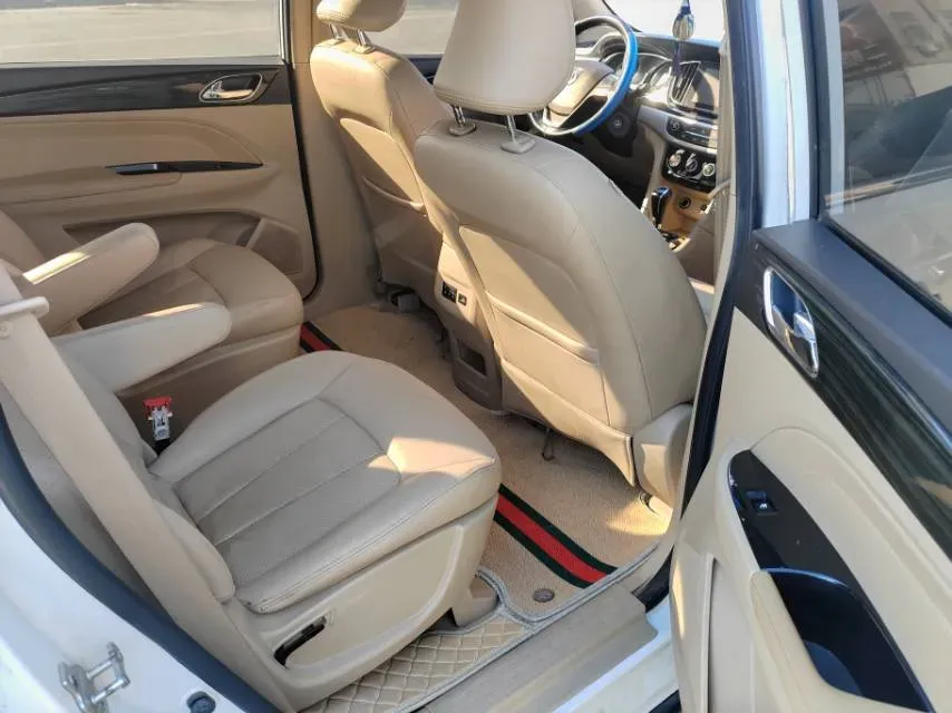 2016 Dongfeng ShuaiKe 1.6L 113HP L4 5MT,autocango,china used car exporter,china ev exporter,chinese used car exporter,chinese used ev exporter