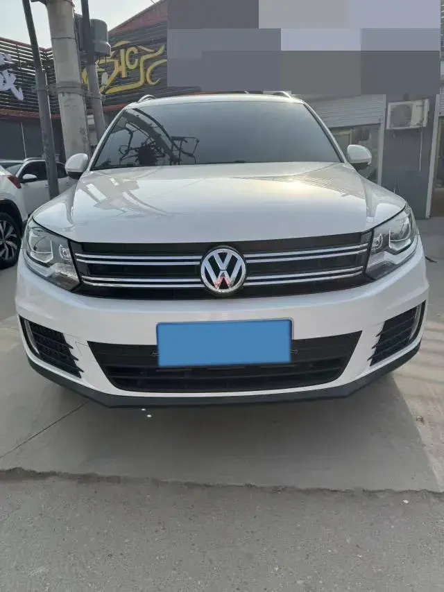 2016 VOLKSWAGEN TOURAN thumbnail 2