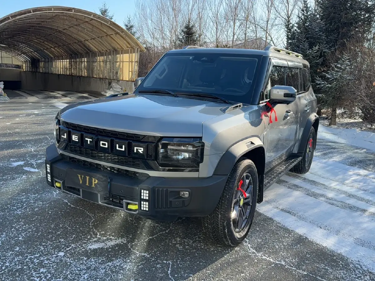 2023 Jetour Traveller 2.0T 254HP L4 7DCT