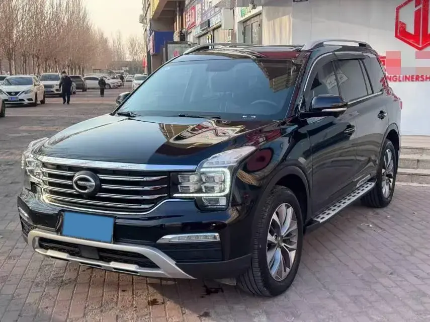 2017 GAC Trumpchi GS8 2.0T 201HP L4 6AT