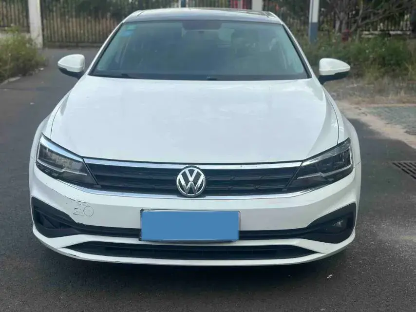 2019 VOLKSWAGEN LAMANDO thumbnail 2