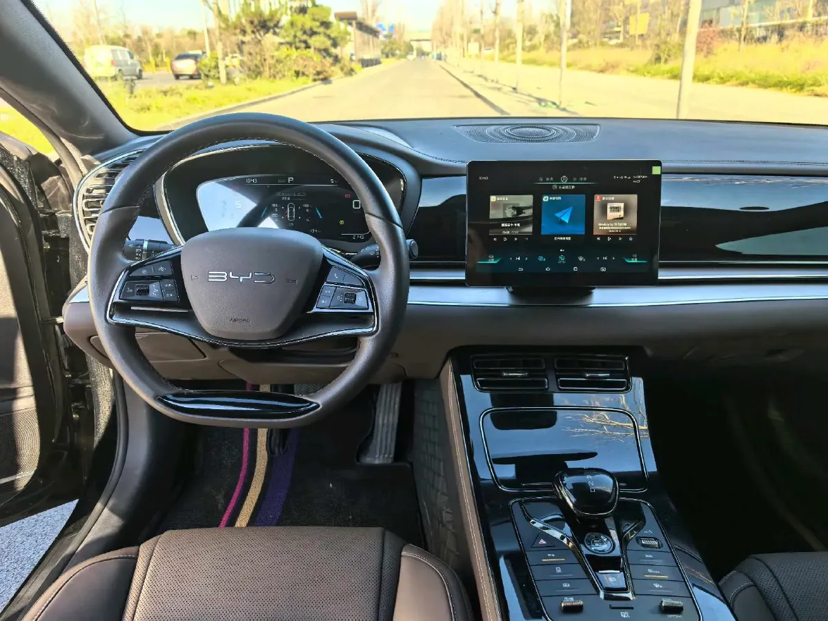 2022 BYD e9 BEV 63.36KWH,autocango,china used car exporter,china ev exporter,chinese used car exporter,chinese used ev exporter