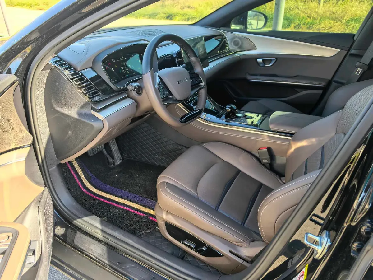 2022 BYD e9 BEV 63.36KWH,autocango,china used car exporter,china ev exporter,chinese used car exporter,chinese used ev exporter