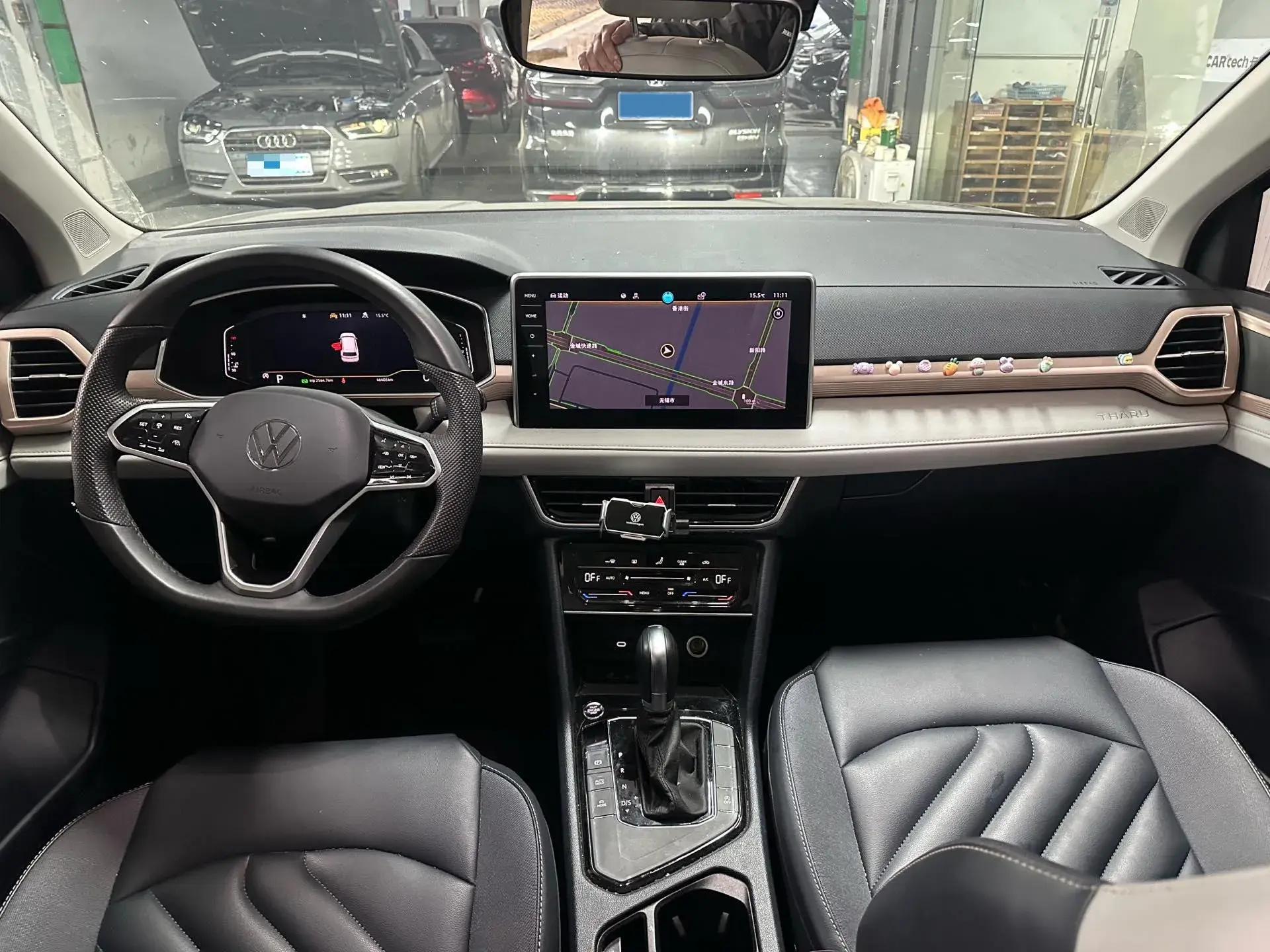 2023 VOLKSWAGEN THARU thumbnail 4