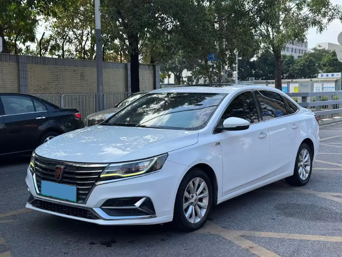 2017 Roewe i6 1.0T 125HP L3 2AT PHEV