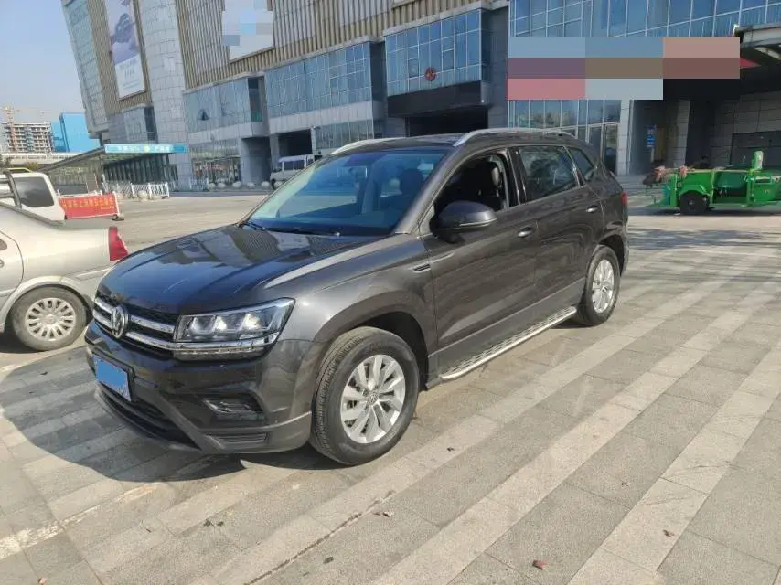 2020 VOLKSWAGEN THARU view 1