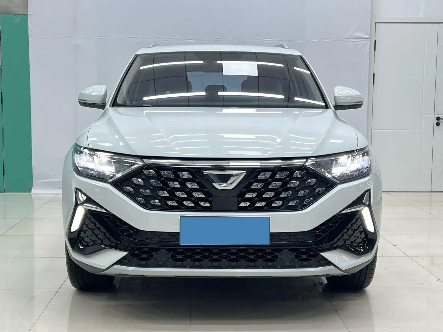 2022 JETTA VS5 thumbnail 2