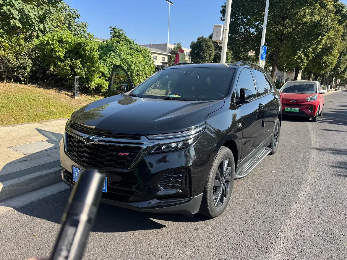 2022 Chevrolet Equinox 2.0T 237HP L4 9AT