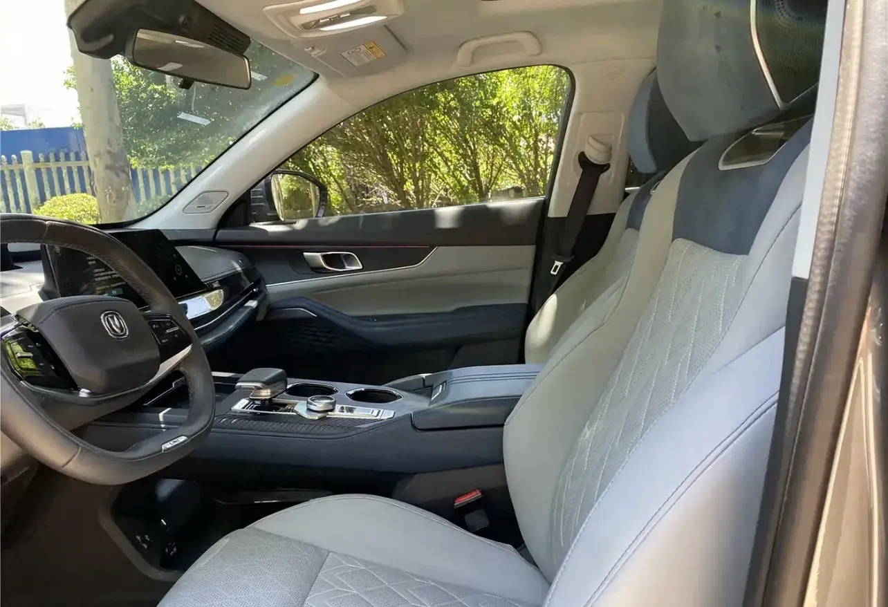 2022 BESTUNE T99 thumbnail 3