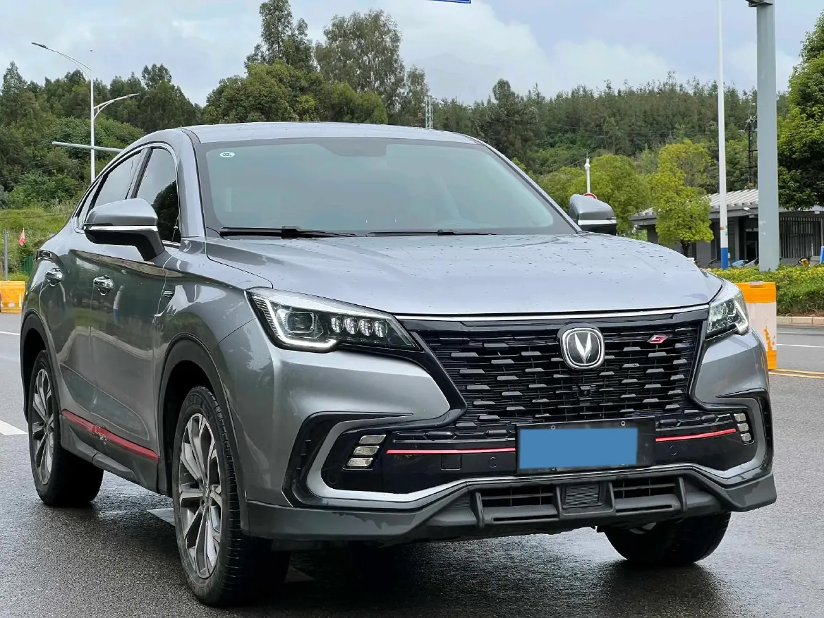 2021 ChangAn CS85 Coupe 1.5T 178HP L4 7DCT,autocango,china used car exporter,china ev exporter,chinese used car exporter,chinese used ev exporter