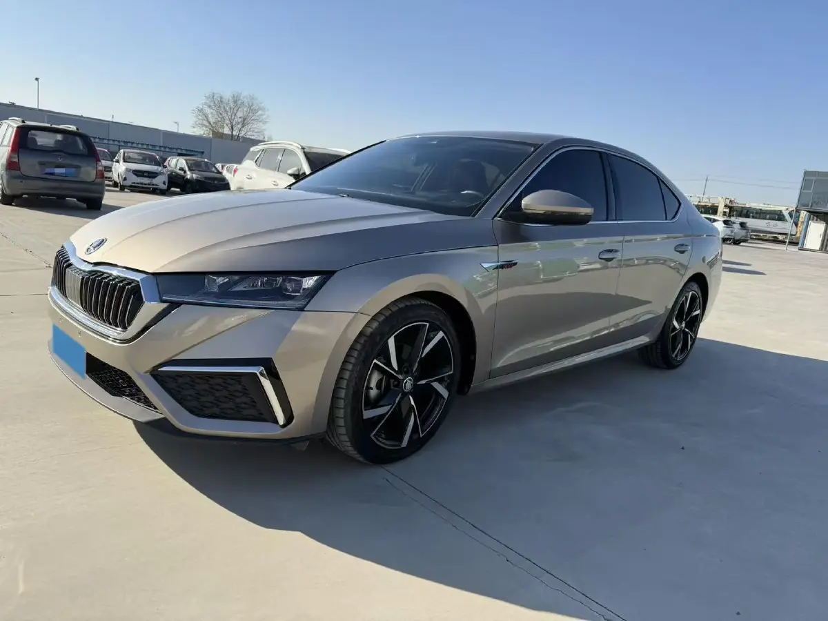 2022 Skoda Octavia 1.4T 150HP L4 7DCT