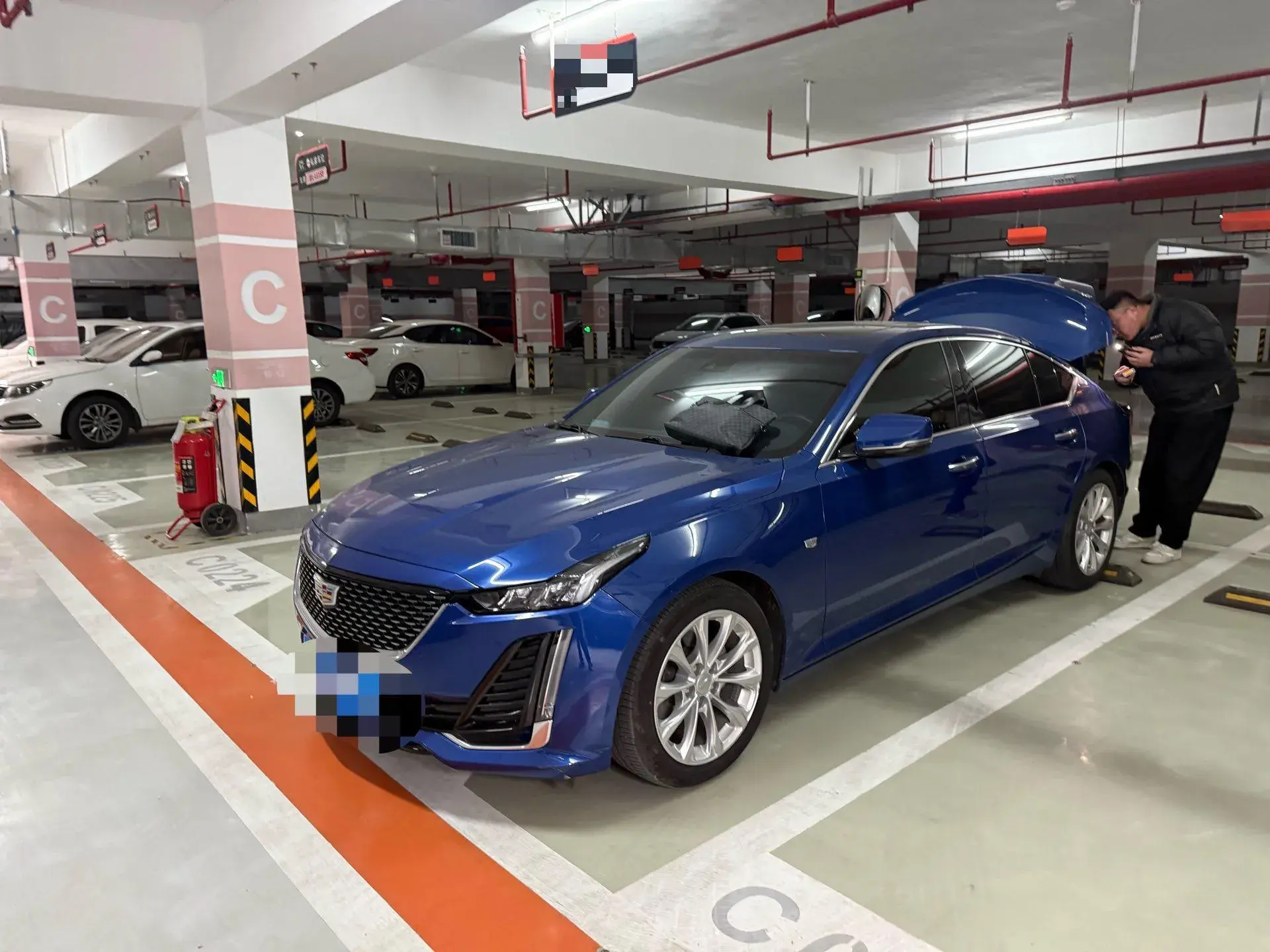 2021 CADILLAC CT5 view 1