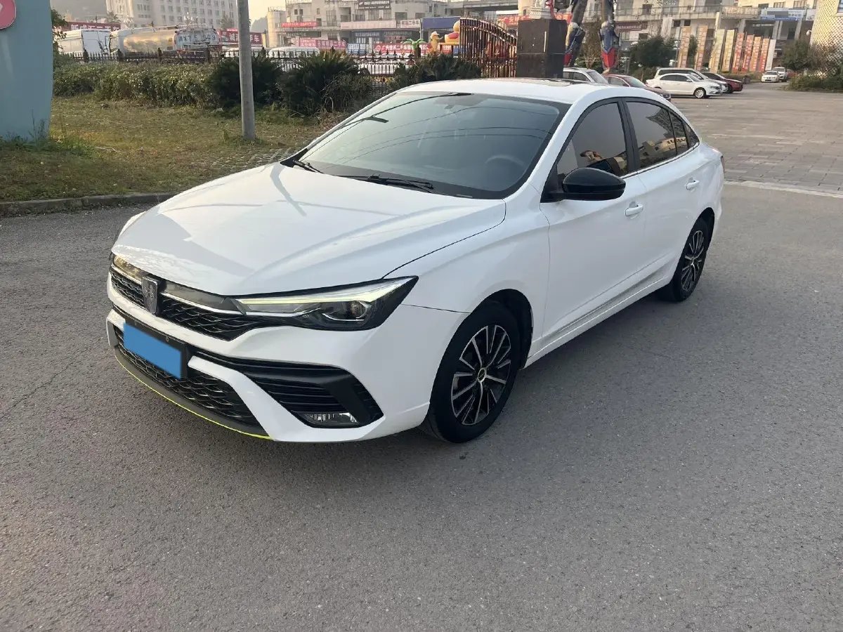 2021 Roewe i5 1.5L 120HP L4 5MT