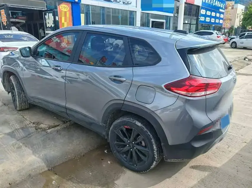 2019 CHEVROLET TRAX thumbnail 4