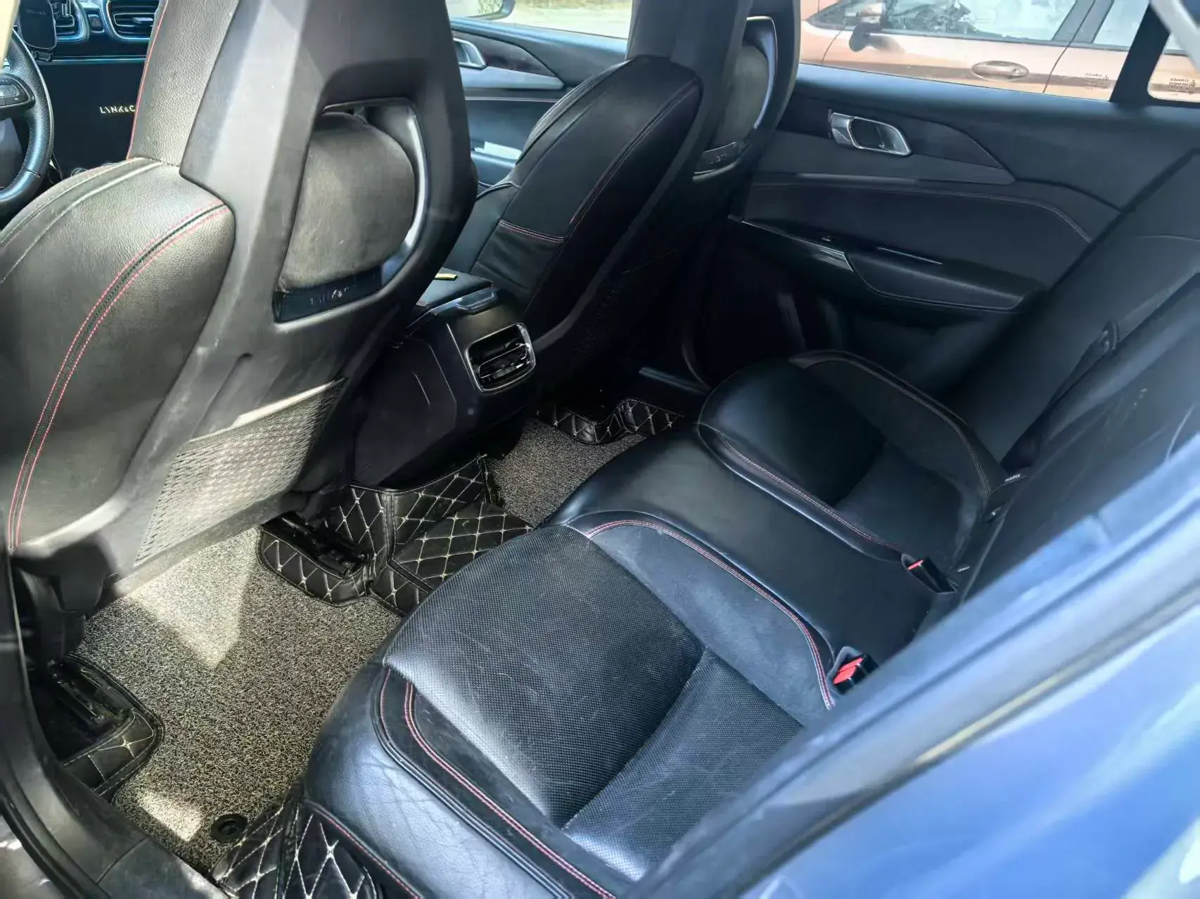 2018 MAZDA CX-4 thumbnail 3