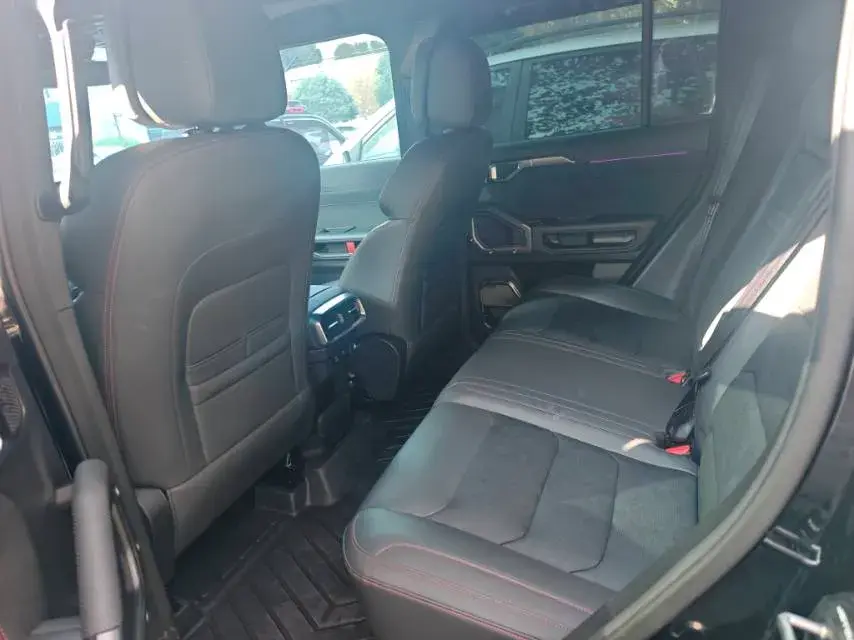 2024 JETOUR SHANHAI thumbnail 3