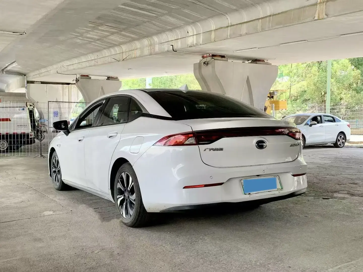 2020 AION S thumbnail 3