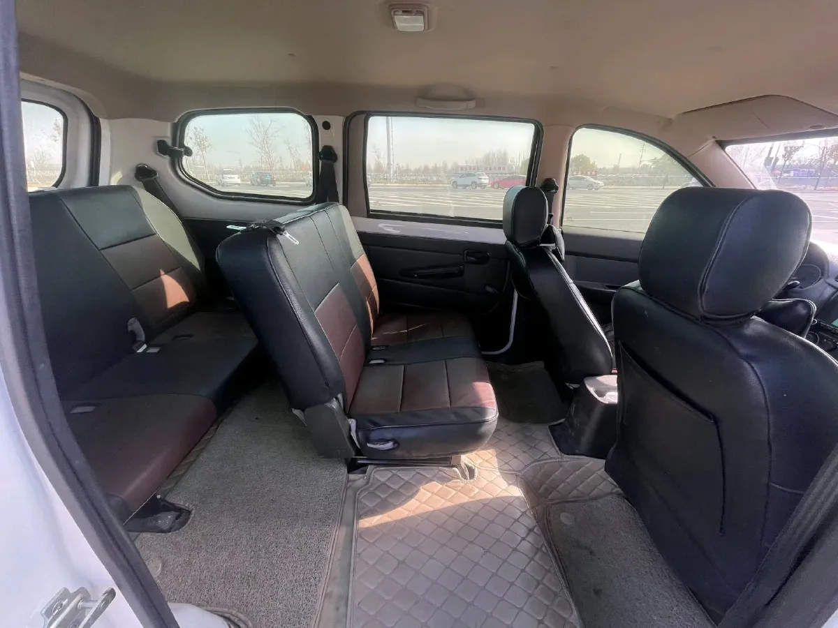 2014 BaoJun 610 1.5L 112HP L4 6AT,autocango,china used car exporter,china ev exporter,chinese used car exporter,chinese used ev exporter