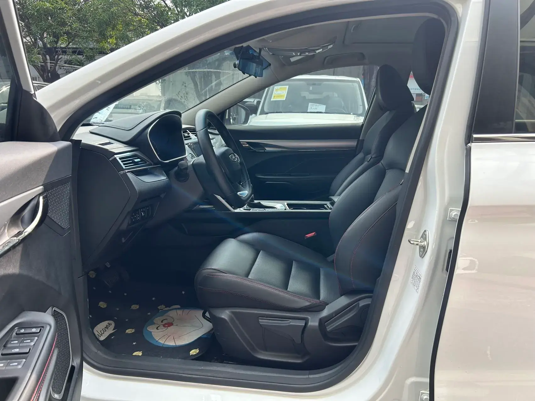 2020 GEELY BINRAY thumbnail 3