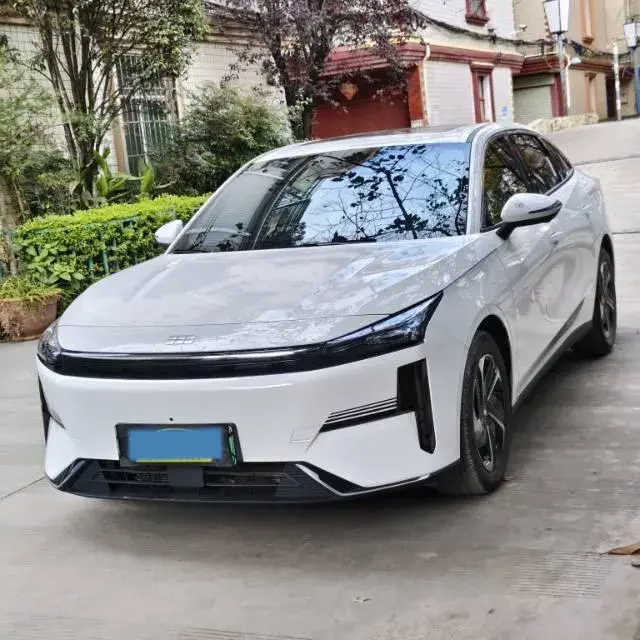 2023 Geely Galaxy L6 1.5T 163HP L4 3DHT PHEV