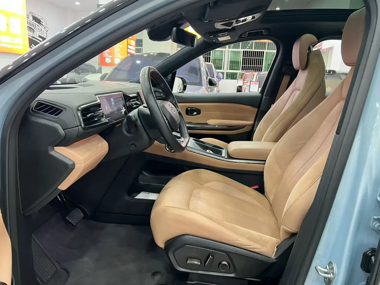 2019 NIO ES6 thumbnail 4