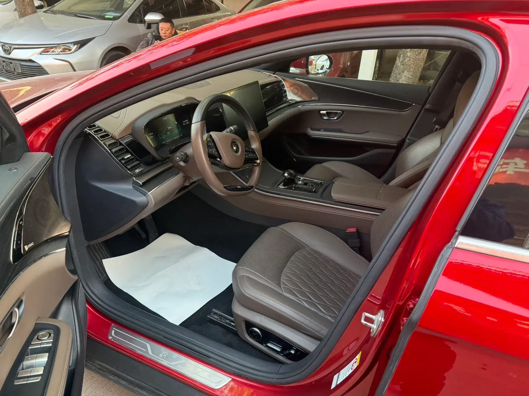 2020 BYD HAN thumbnail 3