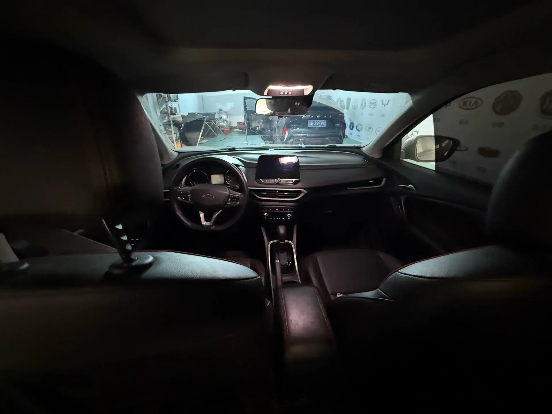 2021 CHEVROLET TRAX thumbnail 4