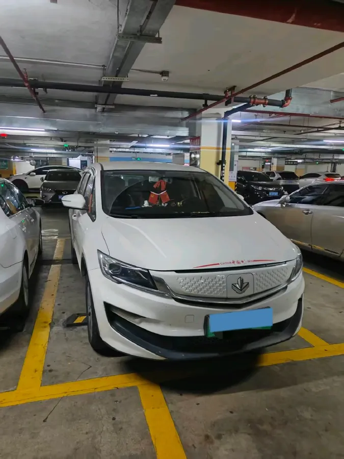 2021 Livan Maple 80v BEV 53KWH,autocango,china used car exporter,china ev exporter,chinese used car exporter,chinese used ev exporter