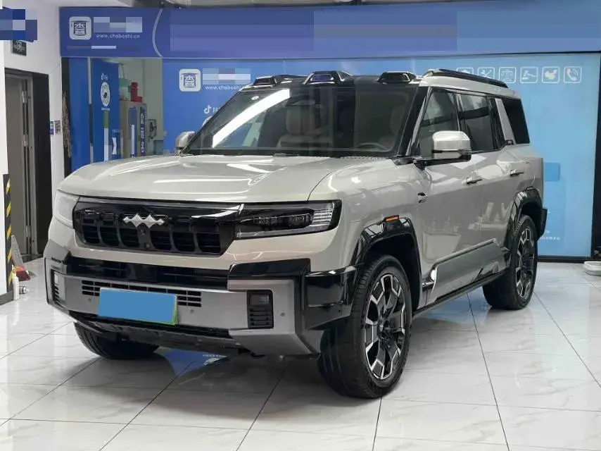2025 FangChengBao Bao 8 2.0T 245HP L4 E-CVT PHEV 36.8KWH