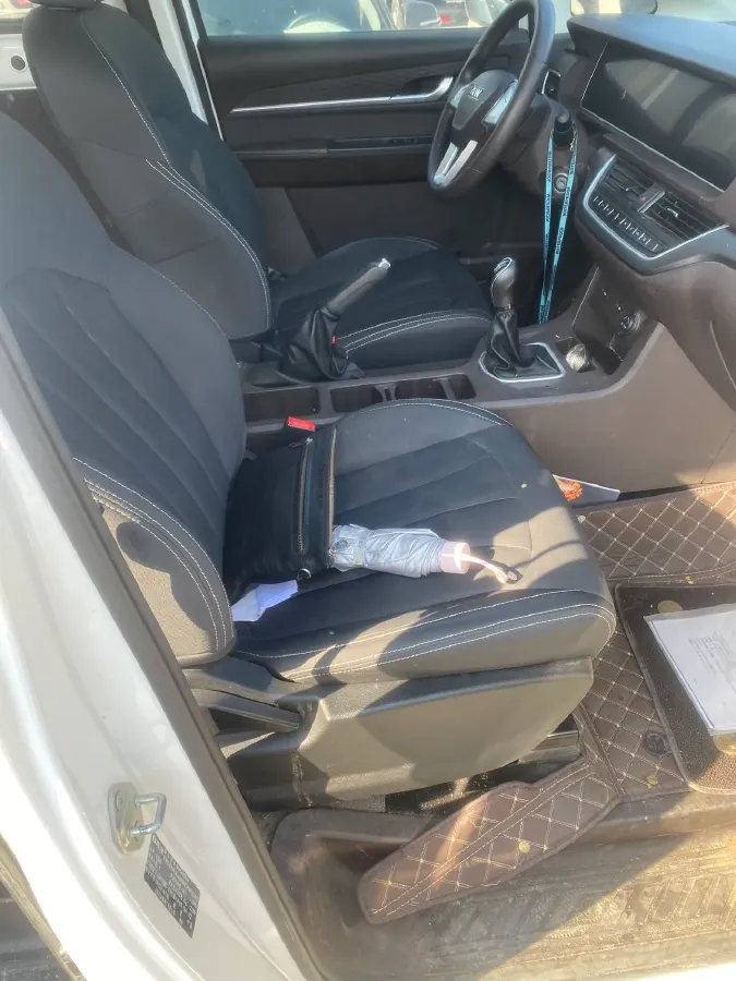 2023 BAW RuiSheng Trump M7 1.6L 124HP L4 5MT,autocango,china used car exporter,china ev exporter,chinese used car exporter,chinese used ev exporter