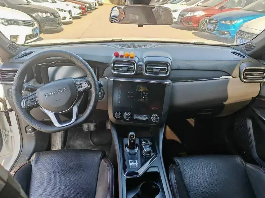 2020 LYNK&CO 03 thumbnail 3