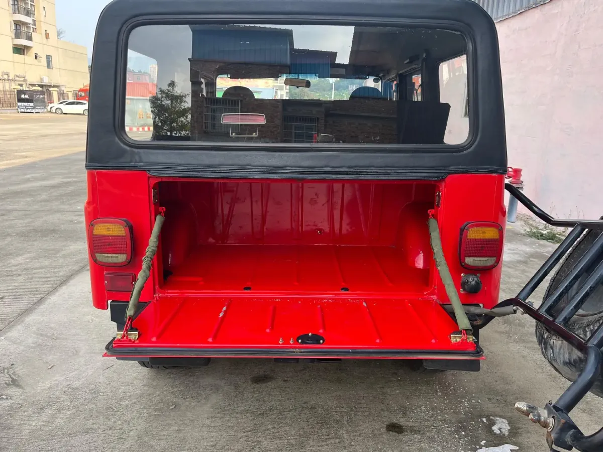 2020 BAW 212 1.5T 136HP L4 5MT,autocango,china used car exporter,china ev exporter,chinese used car exporter,chinese used ev exporter