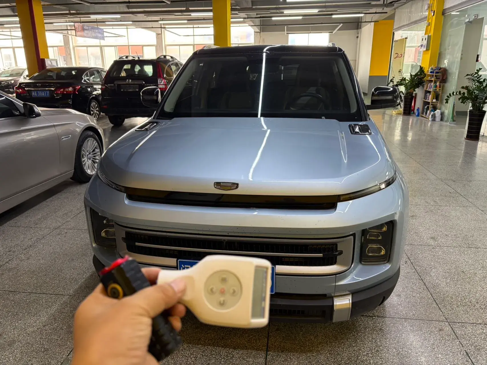 2023 GEELY ICON thumbnail 2