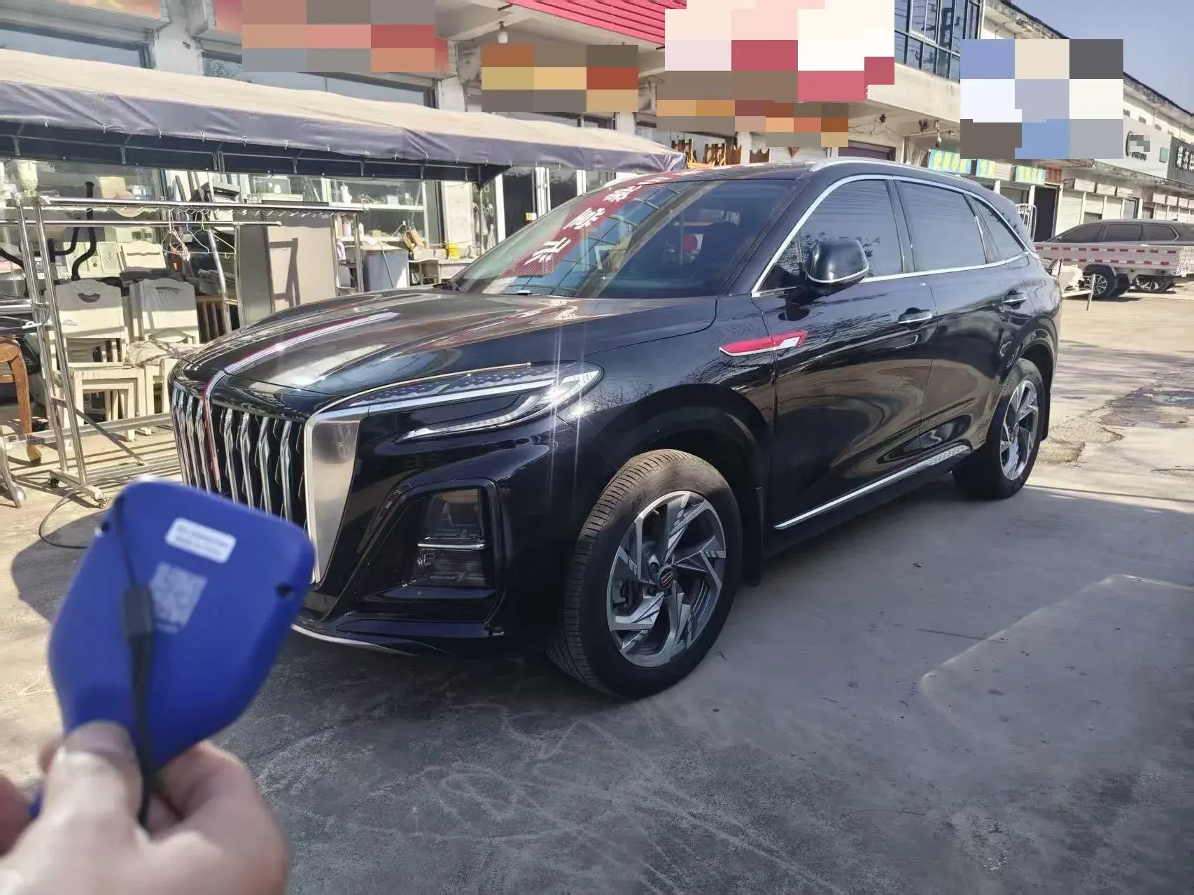 2023 HONGQI HS3 view 1
