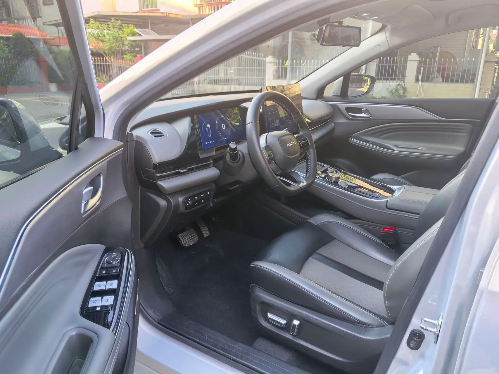 2021 AION S thumbnail 4