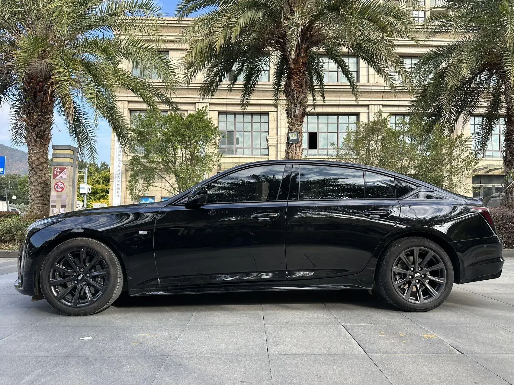 2024 CADILLAC CT5 thumbnail 3