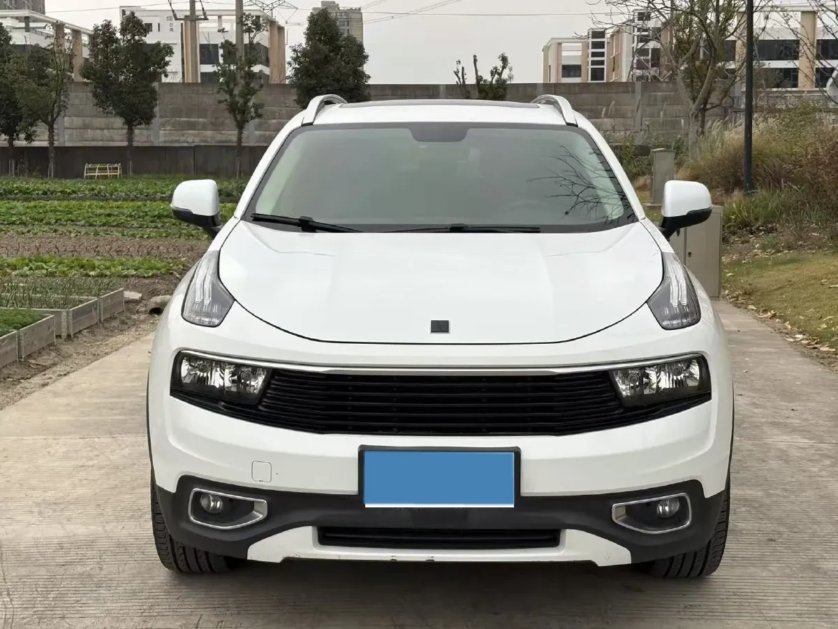 2017 Zotye SR9 2.0T 190HP L4 6DCT,autocango,china used car exporter,china ev exporter,chinese used car exporter,chinese used ev exporter