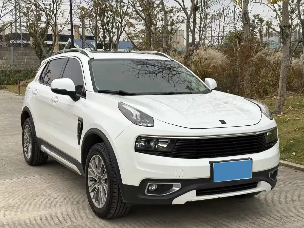 2017 Zotye SR9 2.0T 190HP L4 6DCT,autocango,china used car exporter,china ev exporter,chinese used car exporter,chinese used ev exporter