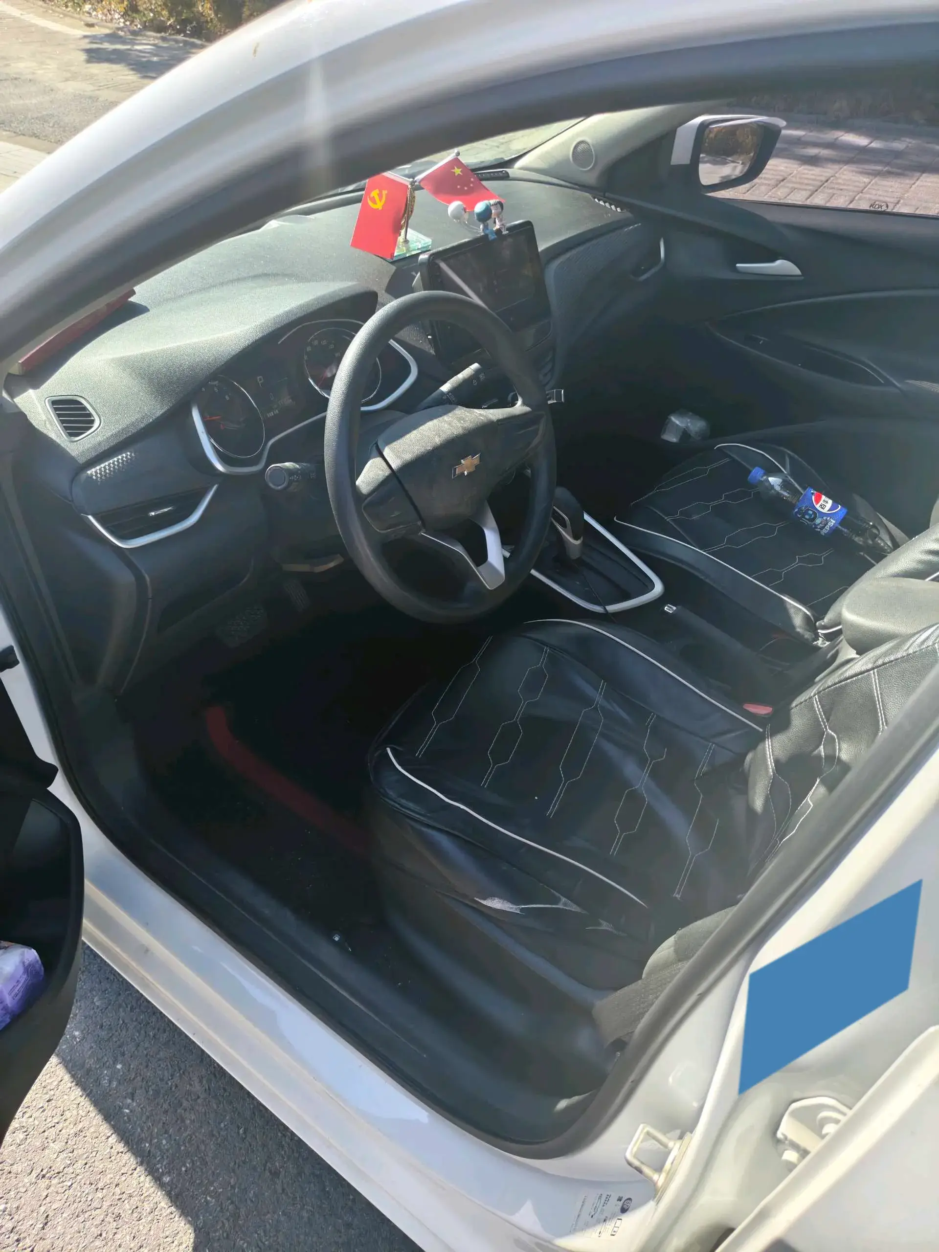 2020 CHEVROLET CAVALIER thumbnail 2