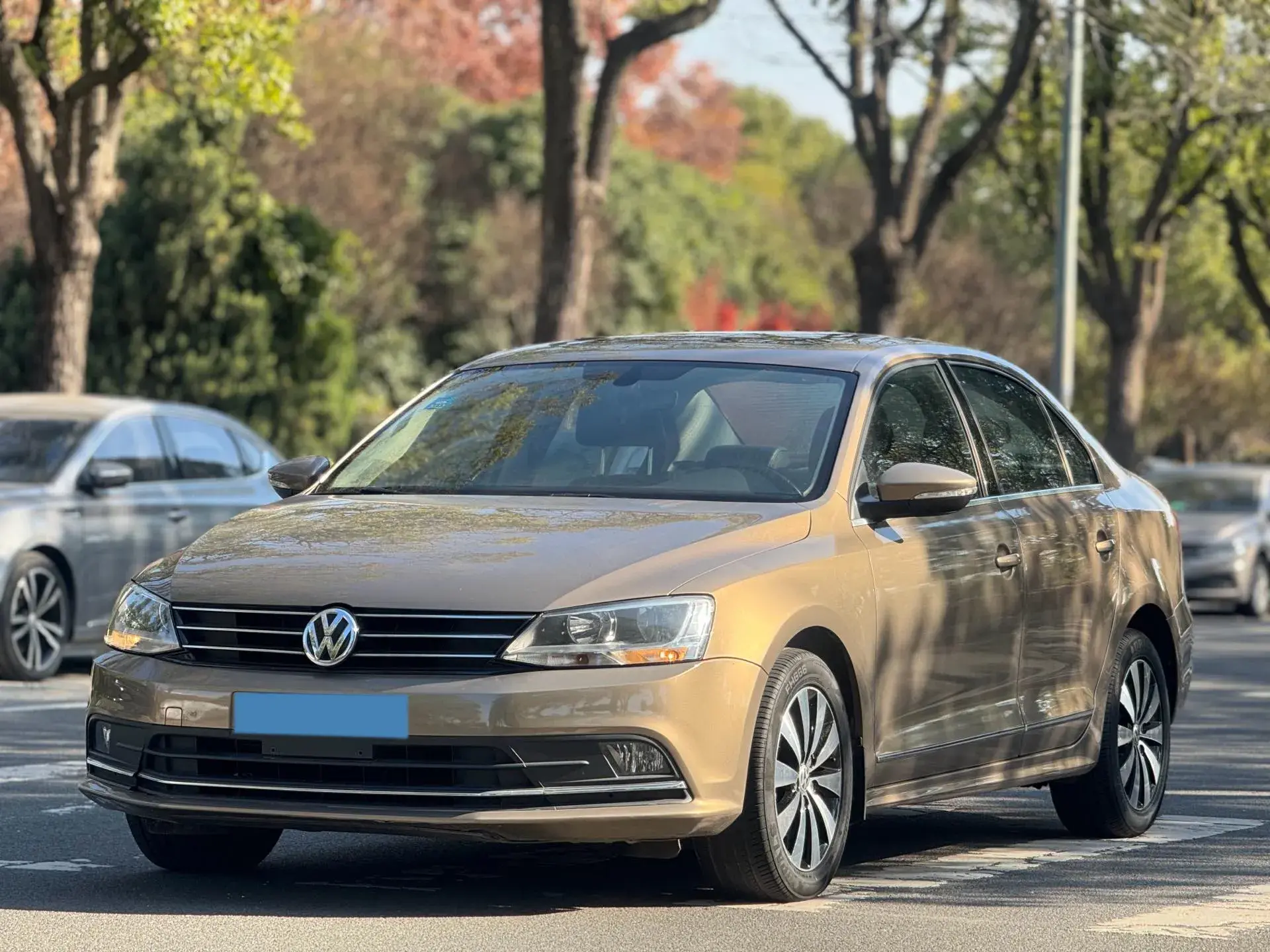 2017 VOLKSWAGEN SAGITAR view 1