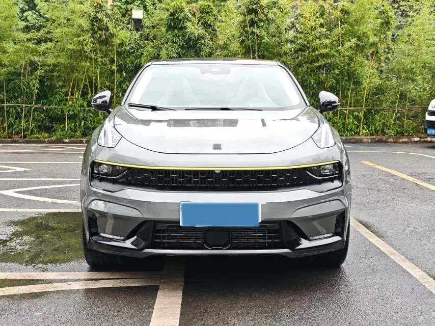 2022 LYNK&CO 05 thumbnail 2