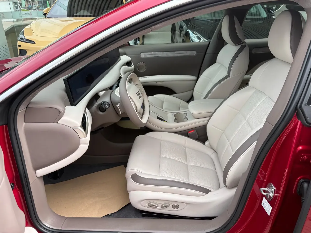 2025 IM L6 BEV,autocango,china used car exporter,china ev exporter,chinese used car exporter,chinese used ev exporter