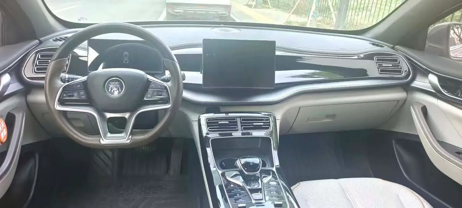 2023 BYD QIN thumbnail 3