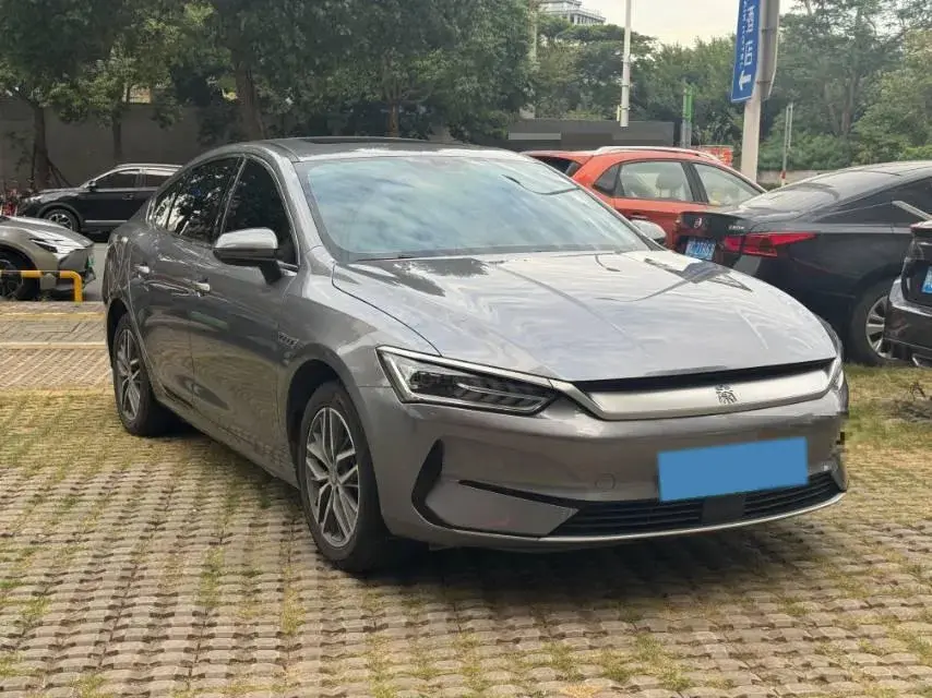 2021 BYD QIN thumbnail 2