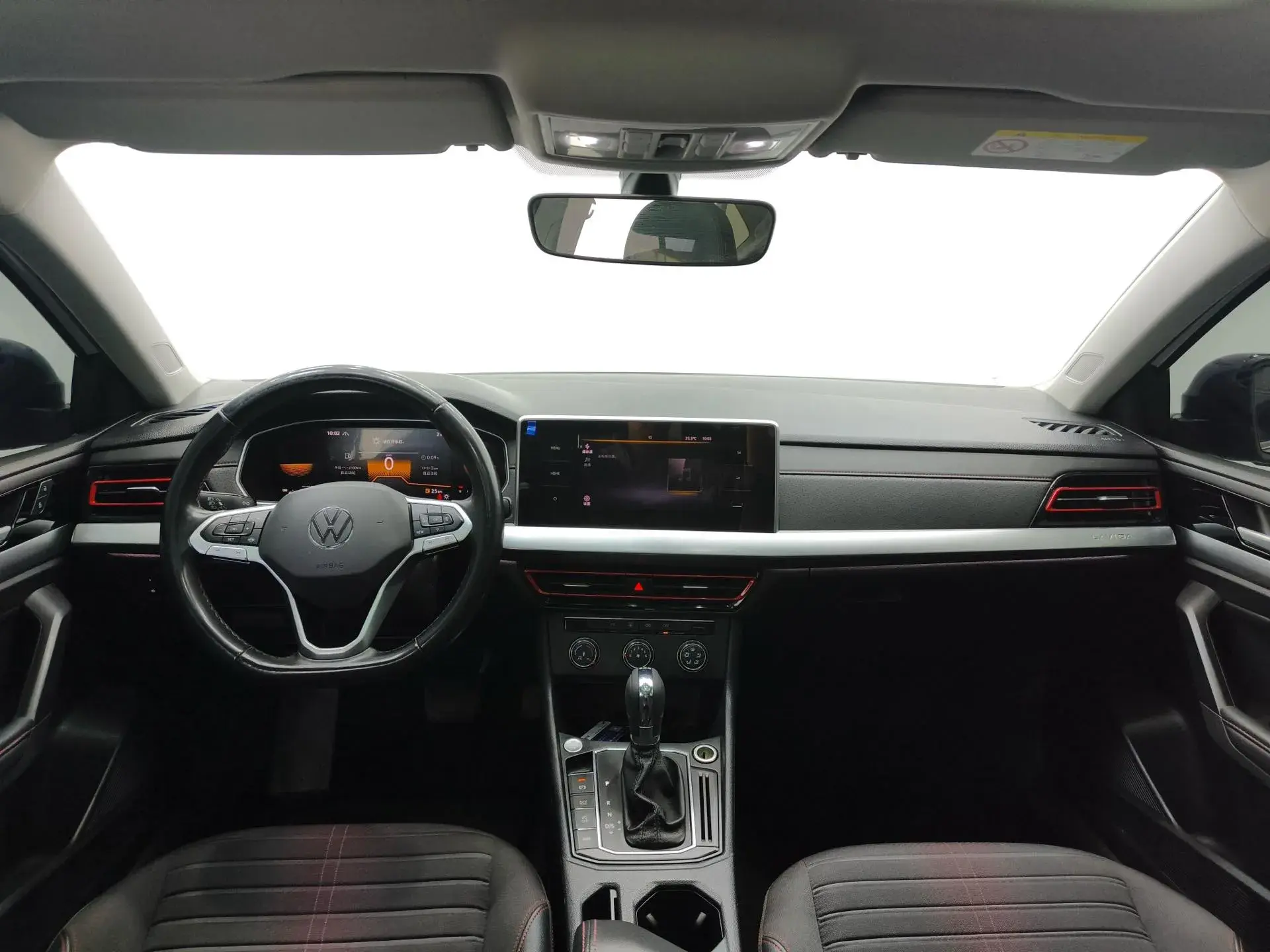 2023 VOLKSWAGEN LAVIDA thumbnail 2